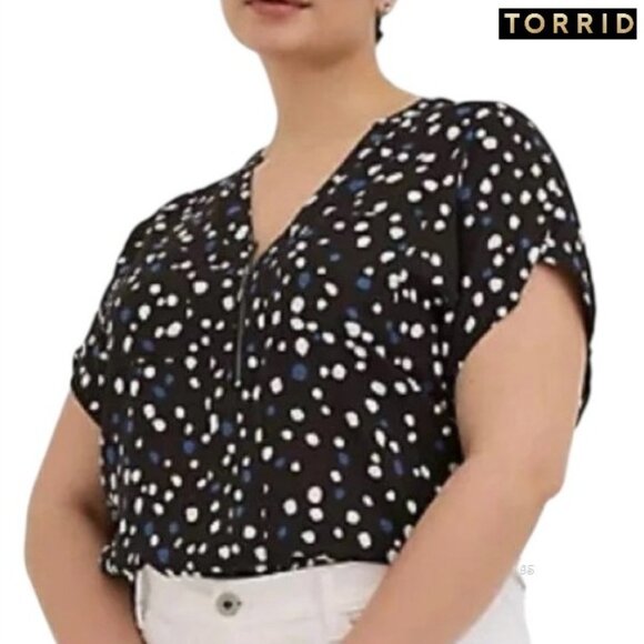 TORRID Plus Size 1X Cheetah Dot Georgette V-Neck Zip Front Blouse - Picture 1 of 12